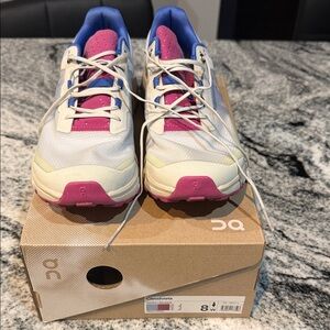 ON Women's Cloudvista Athletic Shoes - White and Pink